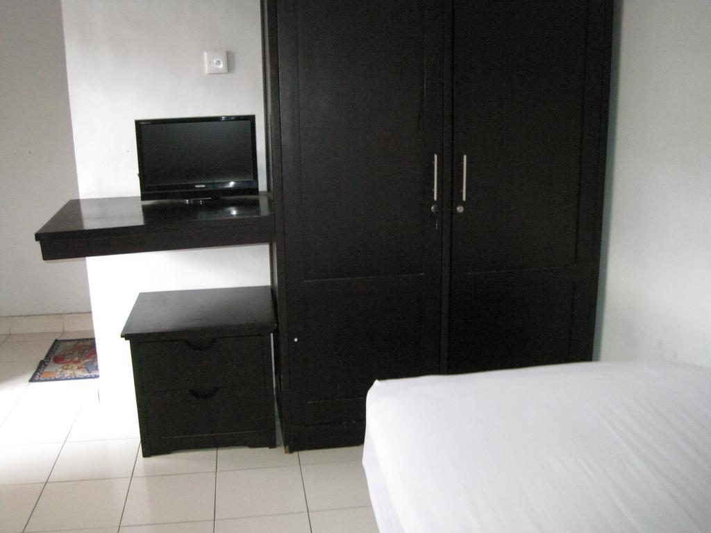 קוטה לומבוק Taman Mekar Beach Inn חדר תמונה
